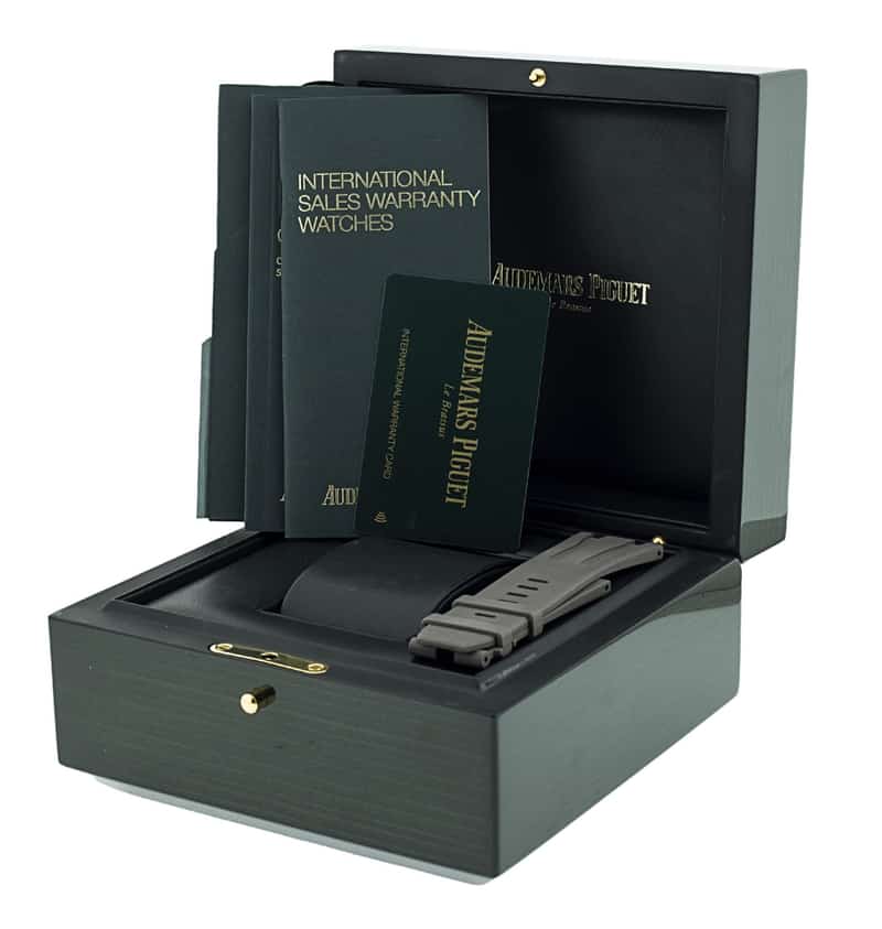 Audemars Piguet Royal Oak Offshore 26400IO.OO.A004CA.01